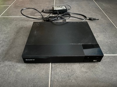 Sony BDP S5500 DVD- & 3D Blu Ray Player mit Fernbedienung