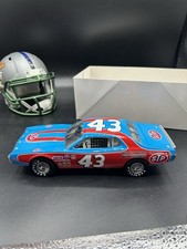 Richard Petty Cards and Autographed Memorabilia Guide 7