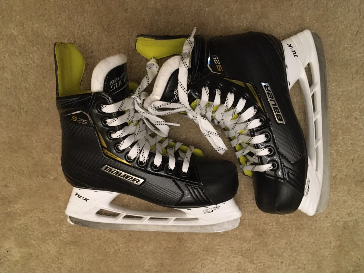 Bauer Supreme S25 Youth Size 4R Ice Hockey Skates Good Shape