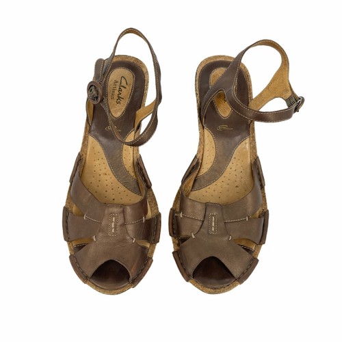 clarks artisan sandals