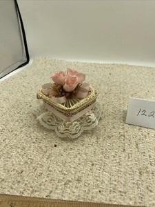 Vintage Retro Musical “Love Story”Wedding Ring Bearer Pillow Box pink/White