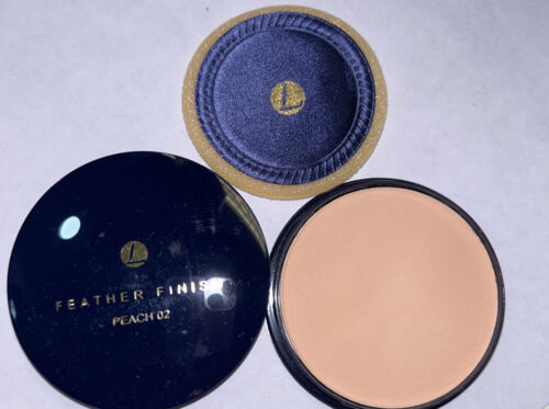 LENTHERIC FEATHER FINISH COMPACT POWDER REFILL 20G - PEACH 02 - Picture 1 of 4