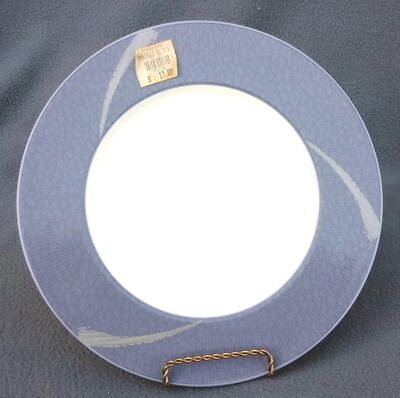 Noritake Ambience Violet - Luncheon / Accent Plate - 9 5/8'' Diameter - NEW