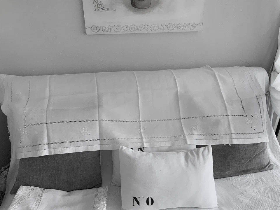 Linge Ancien Chemin De Table  En Lin Brodé Et Point Jour - Photo 3/4