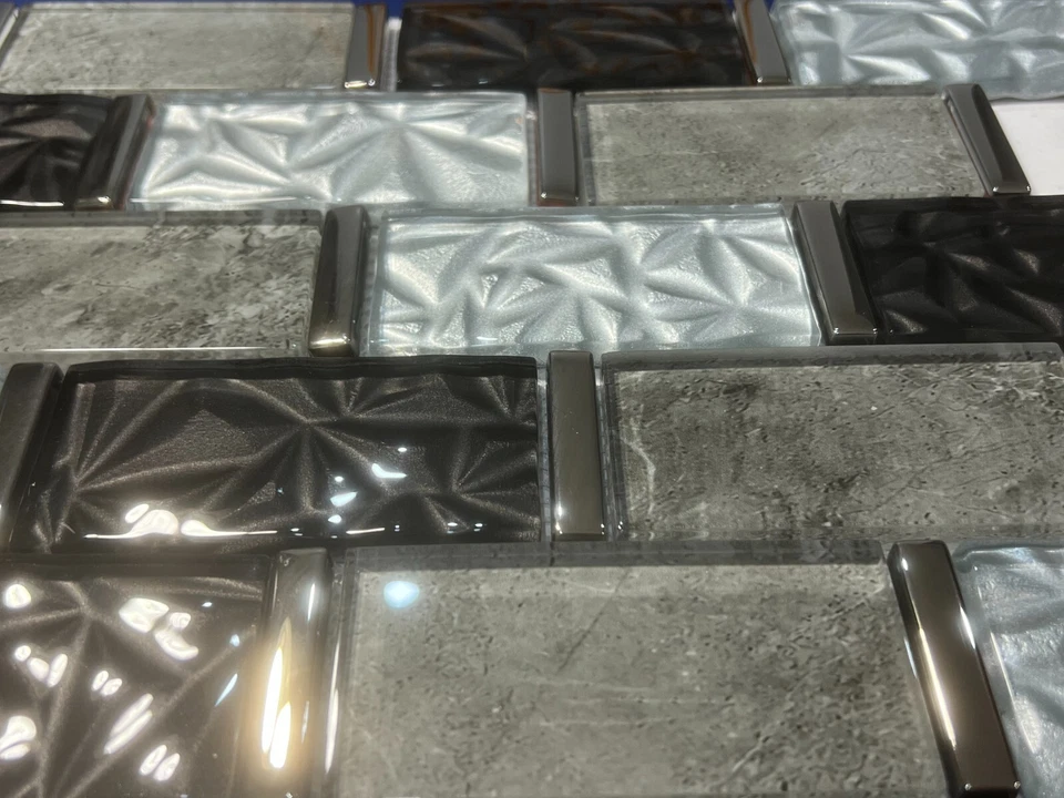 NY89 Silver/Gray/Black Glass Mosaic Tile Kitchen Bathroom Backsplash, 7 sheets - Image 3 of 4