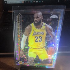 2025-26 Topps Chrome #127 LeBron James Pulsar Refractor Lakers