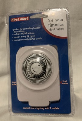 New First Alert 24 Hour Timer Dual Outlets 24T2 Controlling Holiday Decorations