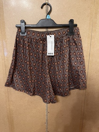 Boohoo Petite High Leg Printed Swing Shorts Size 10 Bnwt - Foto 8 di 9
