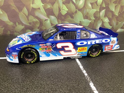 DIECAST ACTION #3 DALE EARNHARDT JR. OREO/RITZ 2002 MONTE CARLO 1:18 - Picture 3 of 19