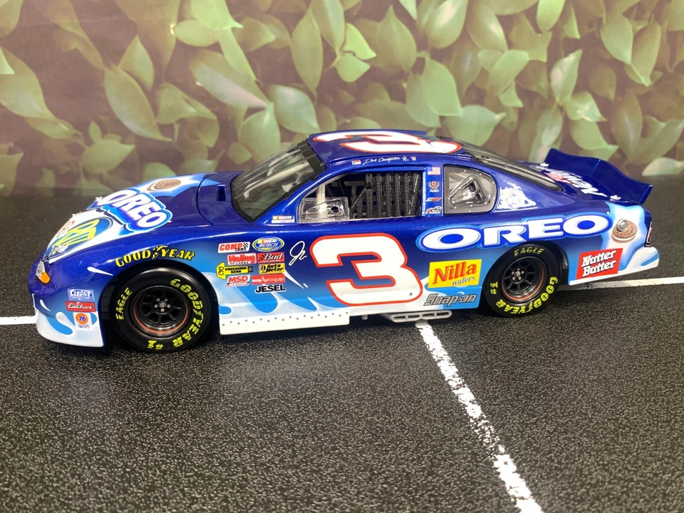 DIECAST ACTION #3 DALE EARNHARDT JR. OREO/RITZ 2002 MONTE CARLO 1:18 - Image 3 of 4