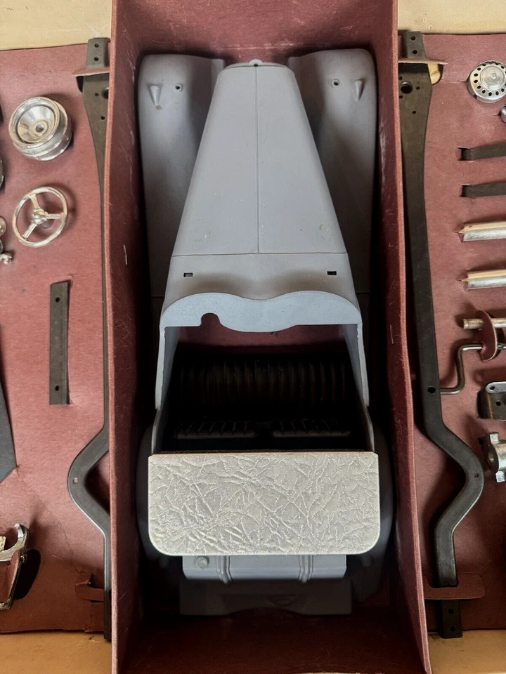 Kit Coche Deportivo Doepke Vintage Modelo MT Metal No. 2017 nuevo en caja sin montar Foto 3 de 4