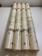 York Wallpaper Cream Vine Berries Flowers FOU...