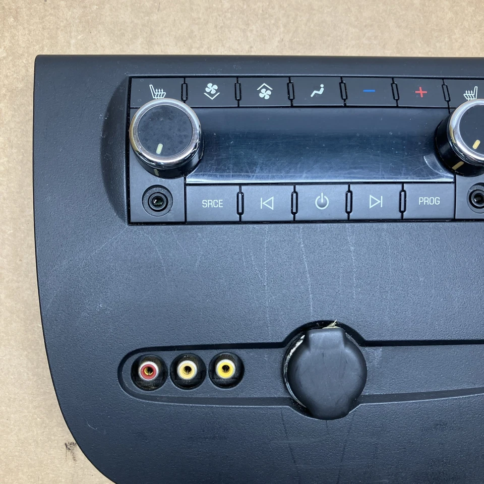 08 GMC YUKON XL 1500 control de calefacción montado en consola trasera Foto 2 de 4