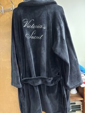 Victoria s Secret Plush Cozy Bath Robe Black XL/XXL Logo Back