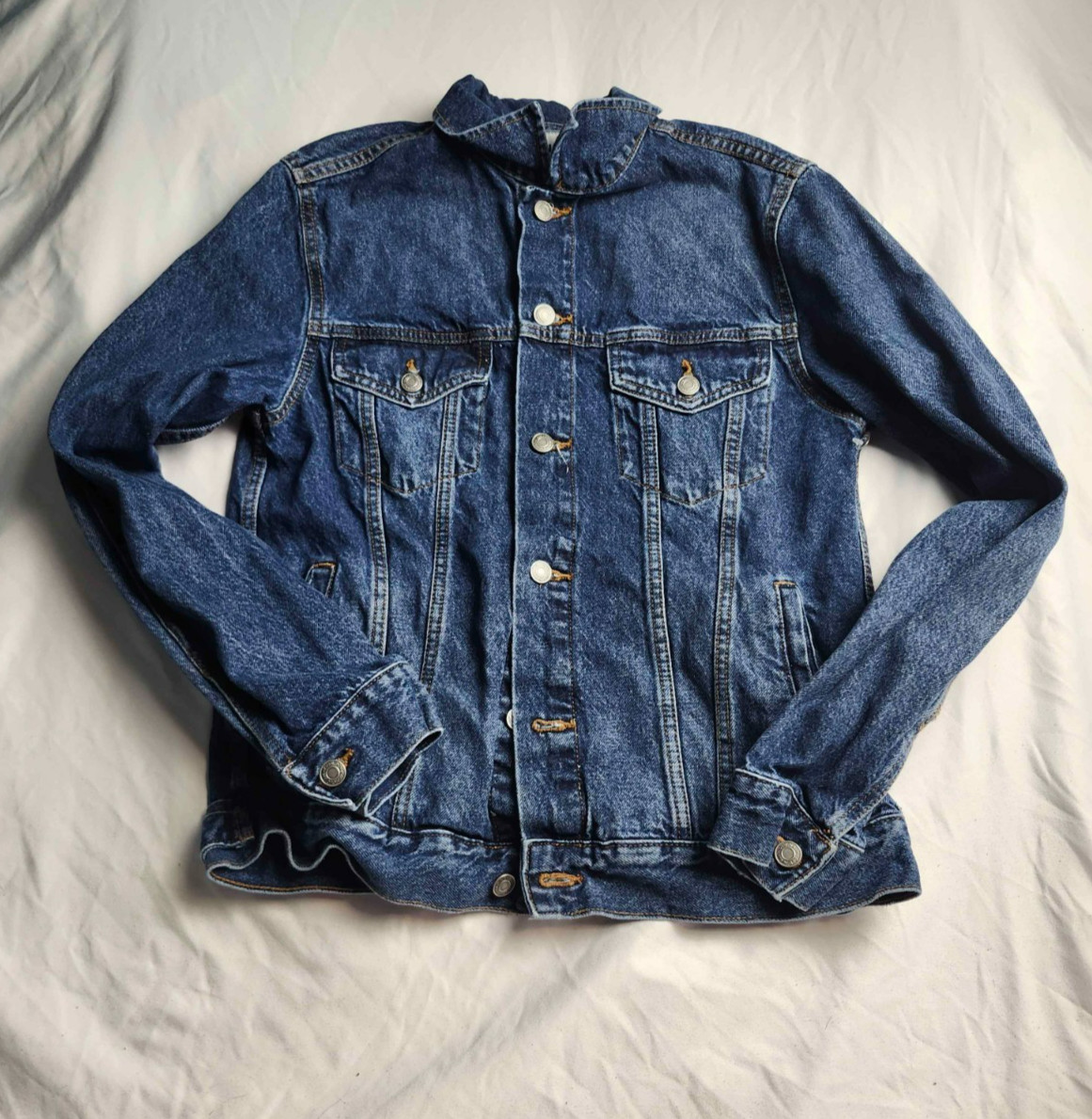 Old Navy Jean Trucker Jacket Mens Small Built In Tough Blue Dark Denim Americana