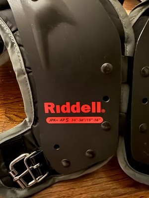 Riddell JPK+ Shoulder Pads, Great Condition, Size S (34