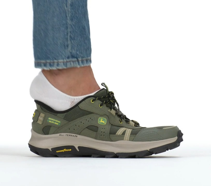 EMS ブイセラ John Deere Skechers Shoes Men Black Slip Ins Outdoor Relaxed Fit