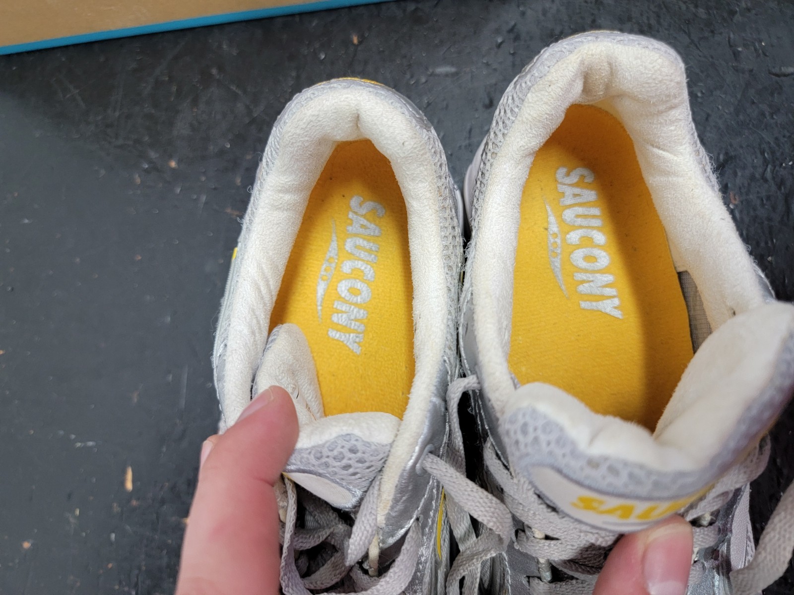 Saucony Grid Fastswitch Speed Silver Yellow Women's Size 7 Golf Running Athletic thumbnail 8