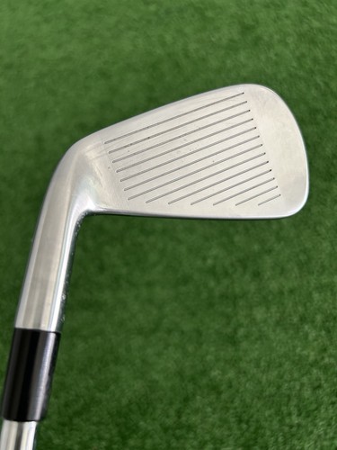 Taylormade P790 Forged Iron Set 4-P / Dynamic Gold 120 Stiff - Picture 6 of 10