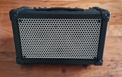 Roland CUBE Street Batterie + Netzteil Gitarrenverstärker Stereo Combo Defekt