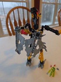 Lego #8696 Bionicle Mistika Bitil, 100% Complete W/Ghost Blasters!! No Instruct.