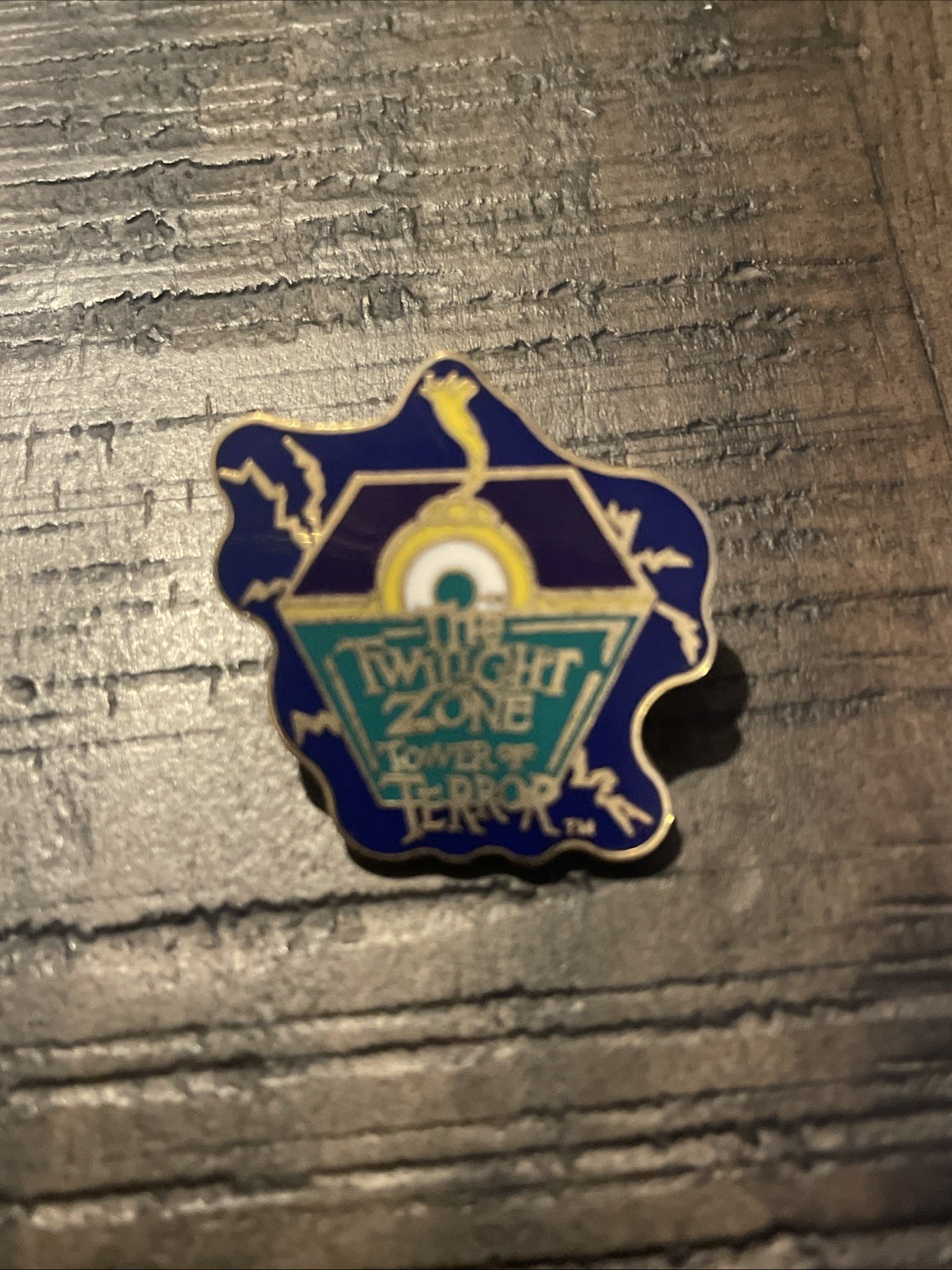 Disney The Twilight Zone Tower of Terror Hollywood Studios #35008 pin RARE ML