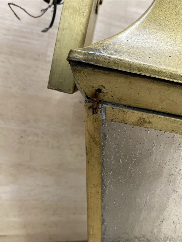 Brass Light Outdoor Wall Lantern 1 Bulb 3 Glass Panels Textured 18" x 10" x 9" - Image 3 of 4