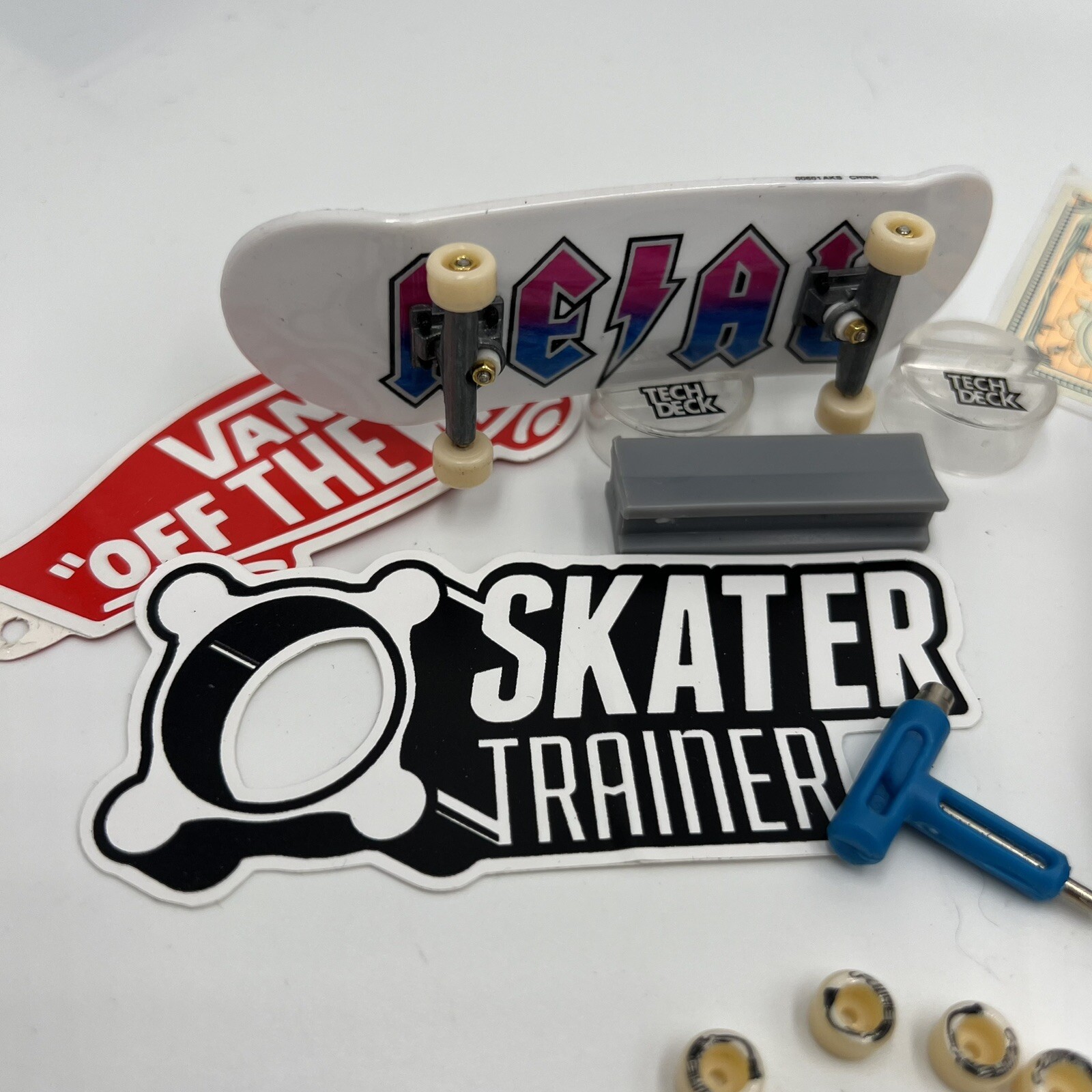 Tech Deck Real Deal Fingerboards Set With extras ! AC DC - Image 2