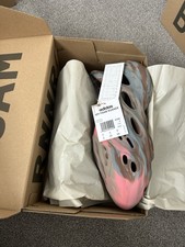 adidas Yeezy Foam Runner MX Sand Grey UK Size UK9 BRAND NEW