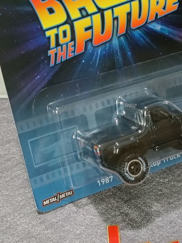 Hot Wheels Premium 1987 Toyota Pick Up Truck Back To The Future. With Protector - Imagen 5 de 19