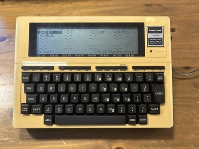 Radioshack - TRS-80 MODEL 100 PORTABLE COMPUTER - TANDY - Vintage Computer