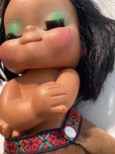 Native American 9” Girl Doll Vintage Soft Plastic Suede Skirt Made In Hong Kong - Picture 3 of 6