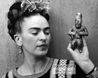 FRIDA KAHLO MEXICAN PAINTER - 8X10 PHOTO (WW049)