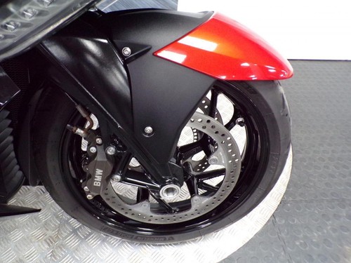 2014 BMW K1600GT WITH PANNIERS - Picture 3 of 20