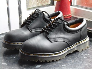 dr martens 8053 black