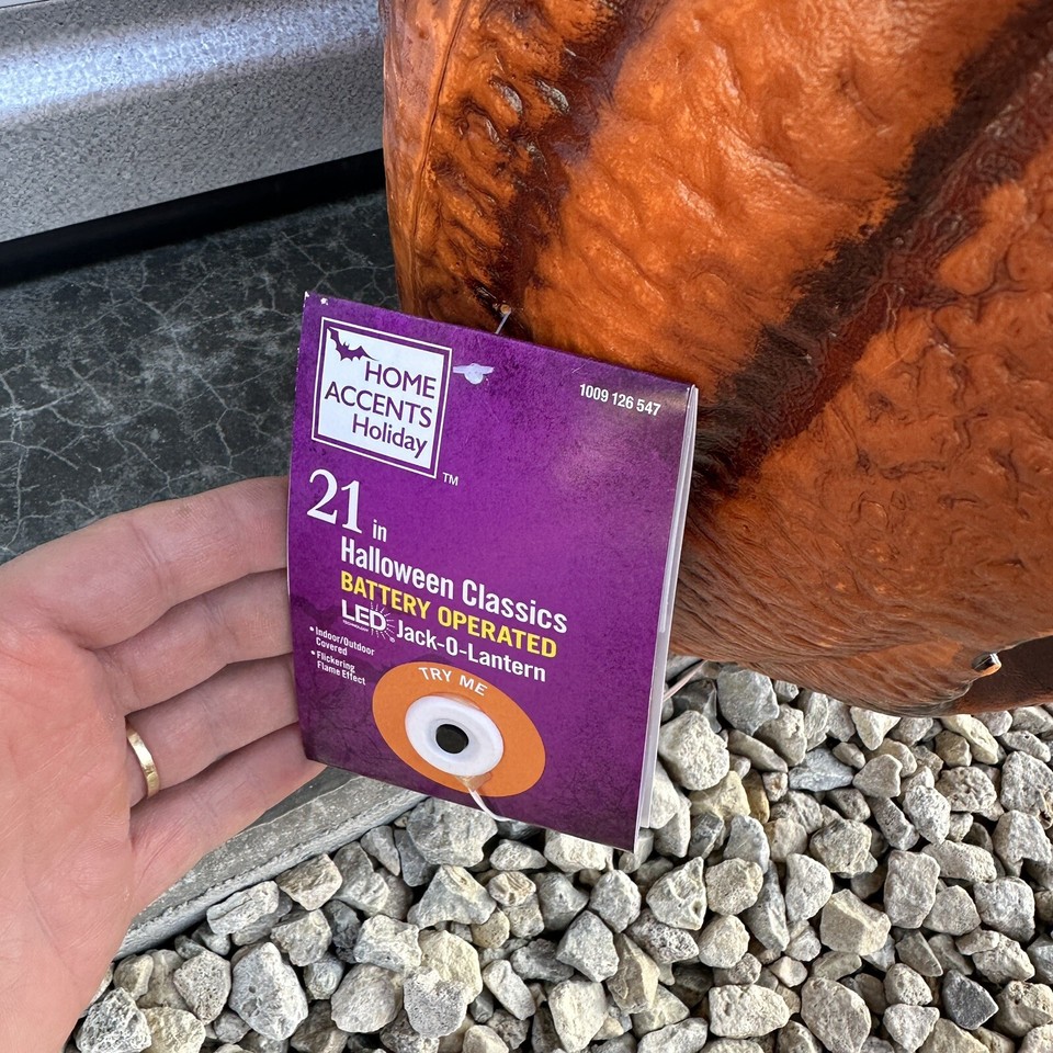 21 in Grimacing LED Rotten Pumpkin Jack O' Lantern Home Depot Blow Mold