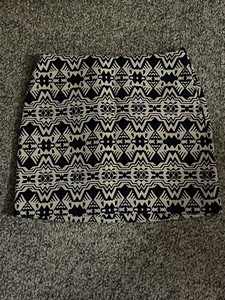 Divided by H&M Mini Skirt Tribal Print Cream Black Blue Size 4