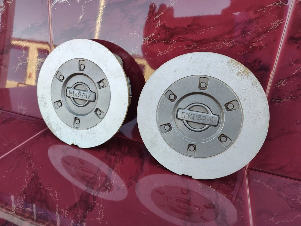 2000-2001 Nissan Maxima Wheel Center Caps (2) Factory OEM # 40315-2Y910 Classic - Image 2 of 4