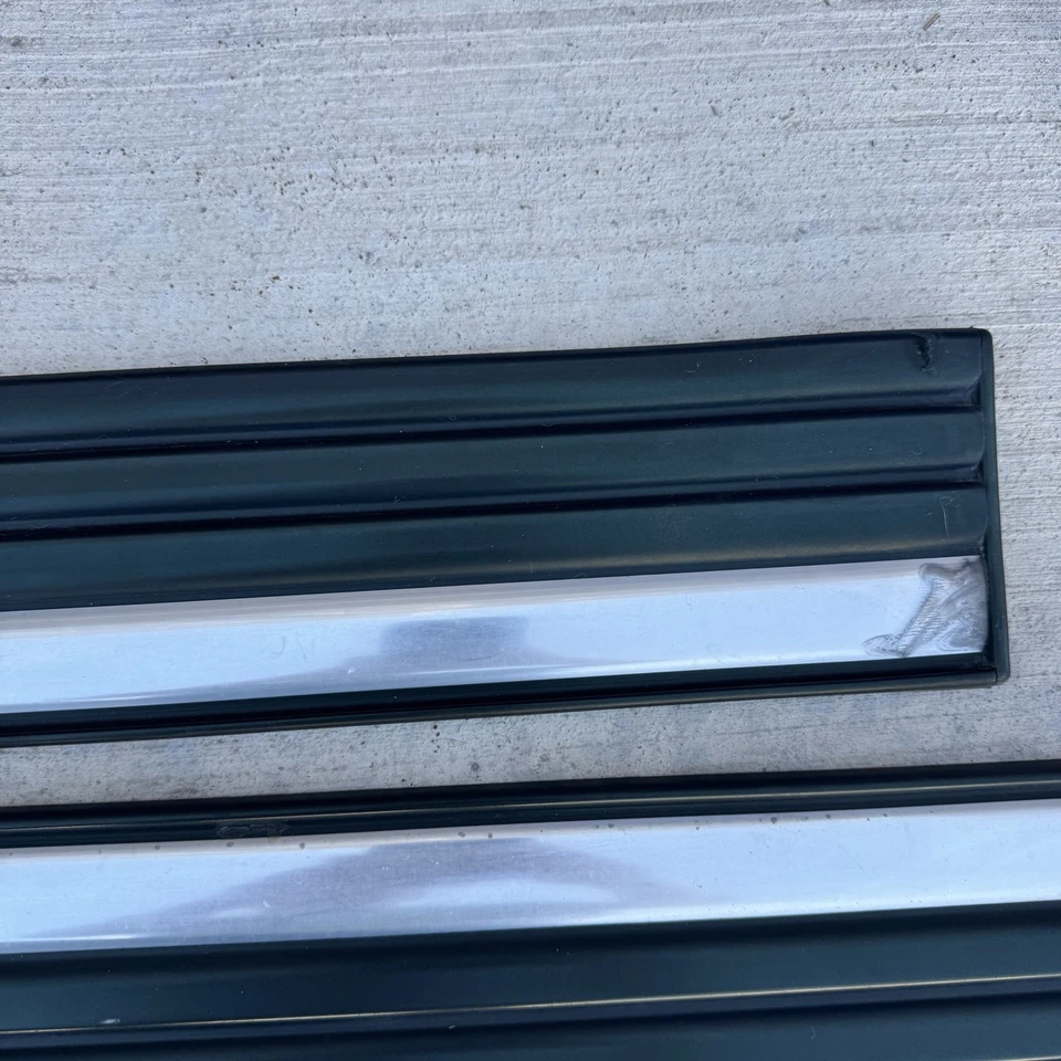 Chevy Silverado 1999-2006 exterior cabina extendida puerta moldura carrocería conductor LH Foto 3 de 4