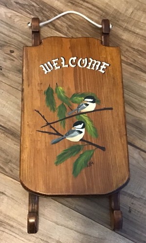 Puerta de trineo de madera grande vintage/pared colgante de madera pájaros pintados a mano ¡BONITA! - Imagen 1 de 6