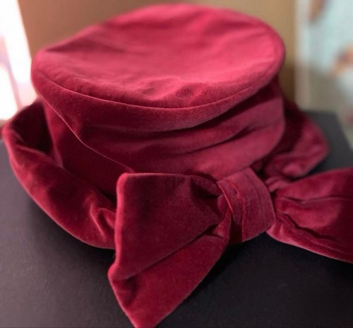 Jane Marple Velveteen Ribbon Hat Red