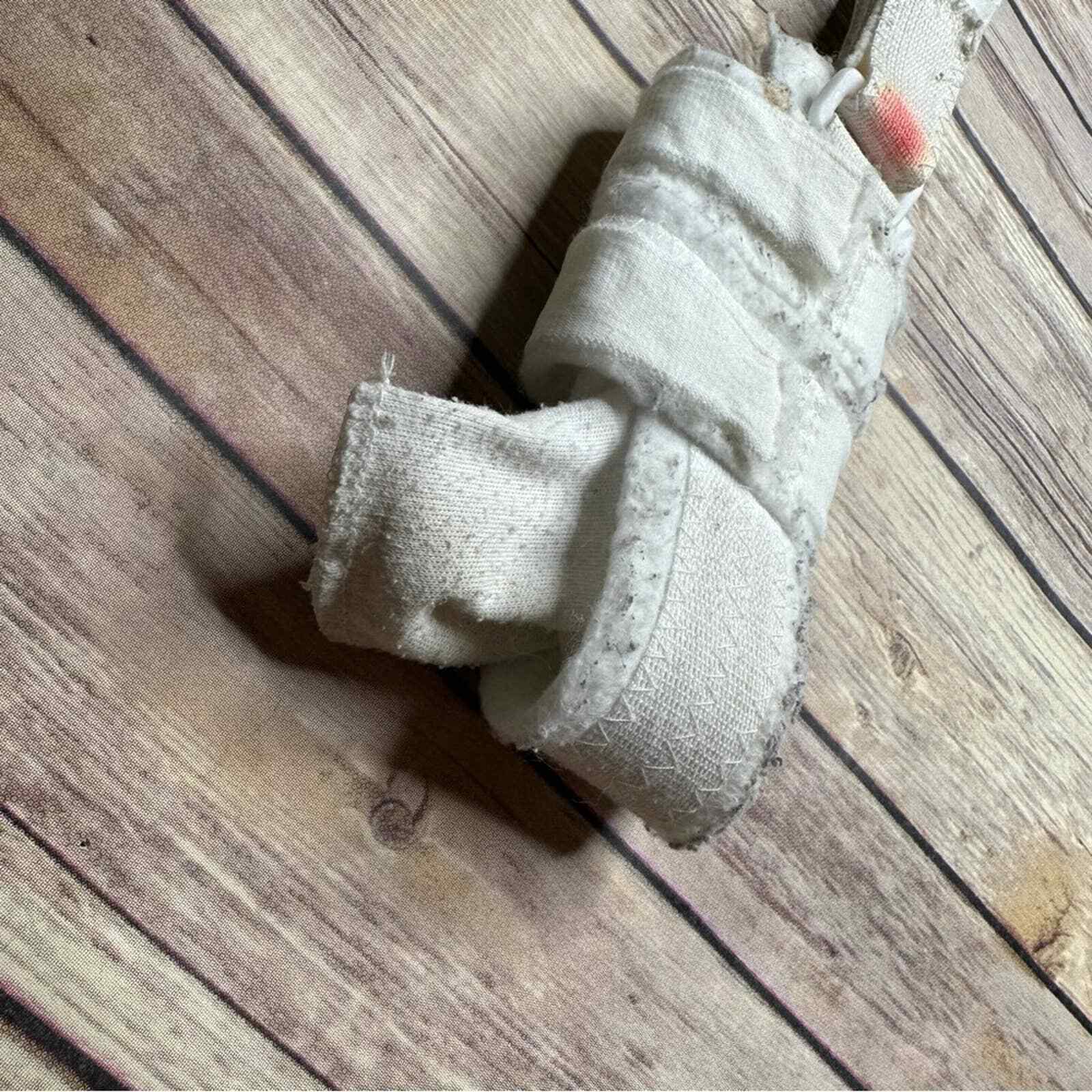 Pavlik Wheaton Harness Medium Baby Hip Dysplasia Clicky Hips White 36