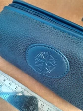 1960s VARIG AIRLINES FIRST CLASS NECESSAIRE w/ GUCCI ITEMS. COLLECTABLE RARE NOS