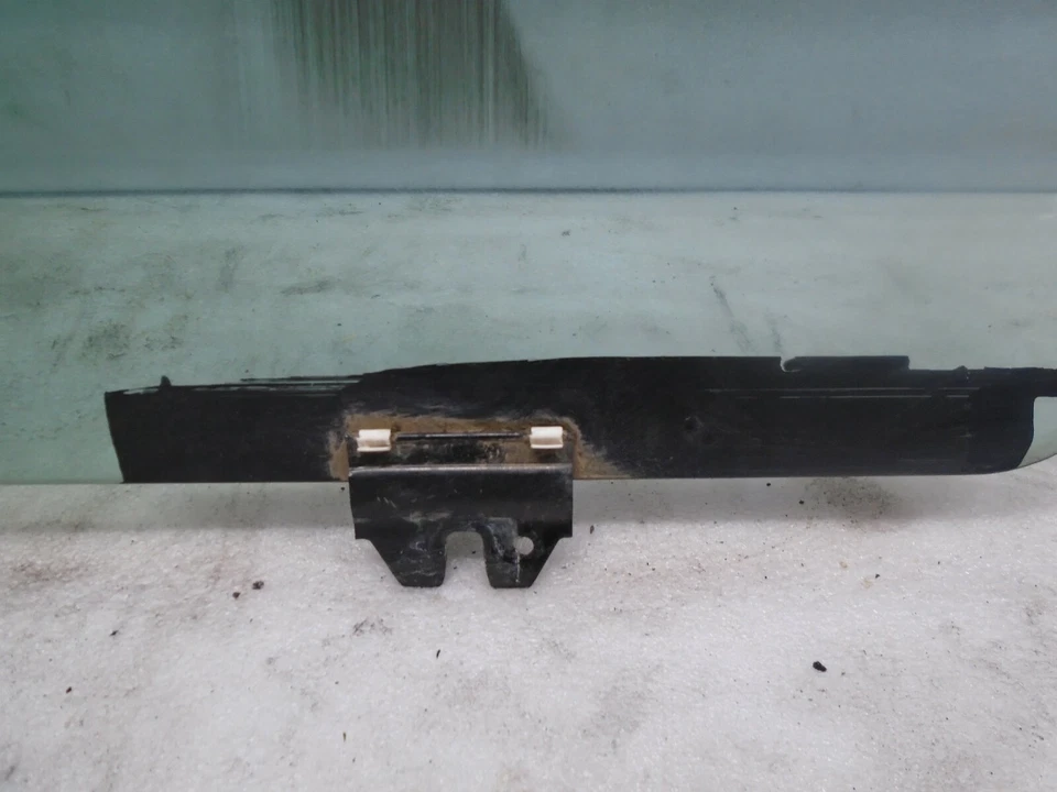 Chevy Express 2500 2004 furgoneta puerta delantera derecha ventana vidrio automático OEM DK904221 Foto 2 de 4