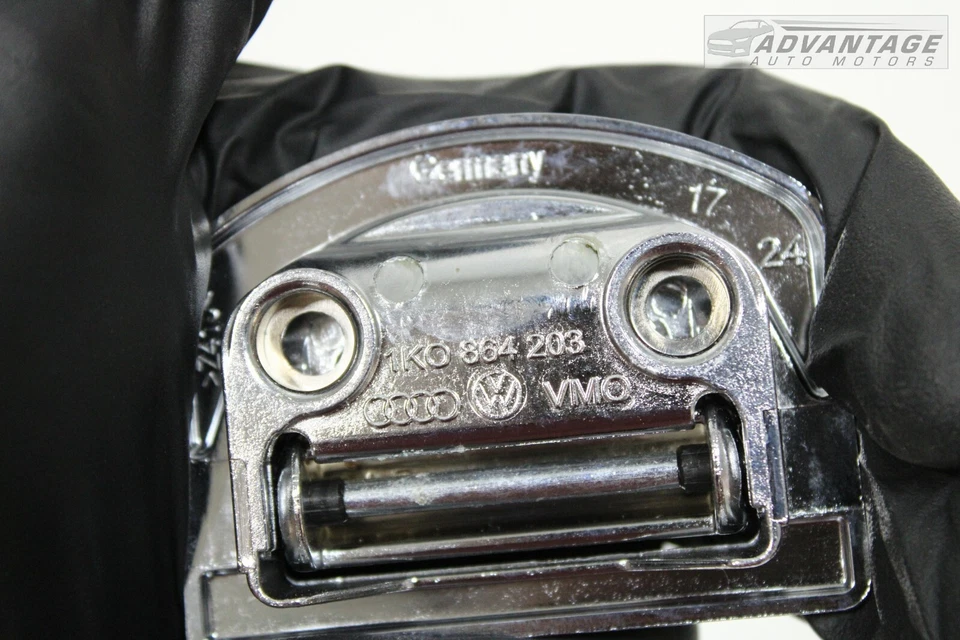 2017-2023 AUDI A4 QUATTRO REAR TRUNK LUGGAGE COMPARTMENT TIE DOWN HOOK OEM - Image 4 of 4