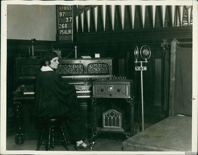 1928 Photo Jessie Marsten Plays Organ At Sunshine Chapel Hells Kitchen Ny 8x10
