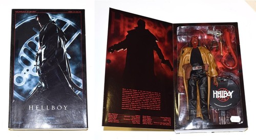 Sideshow Collectibles Hellboy Deluxe Action Figure