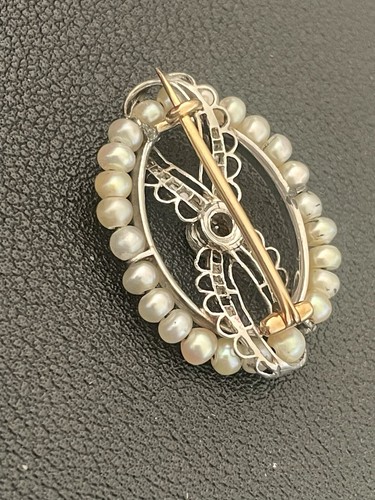 18k Yellow/White Gold 0.20CT Champagne Diamond and Saltwater Pearl Brooch (AB103 - Picture 4 of 5
