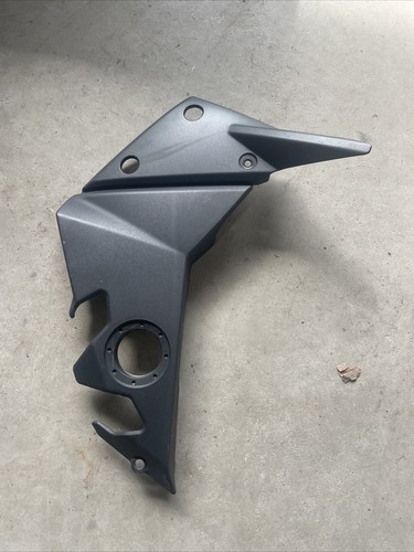 Kawasaki Z1000 Frame Cover Side Cover R/H 2007-2009 0EM 14091-0816-18T - Picture 2 of 9