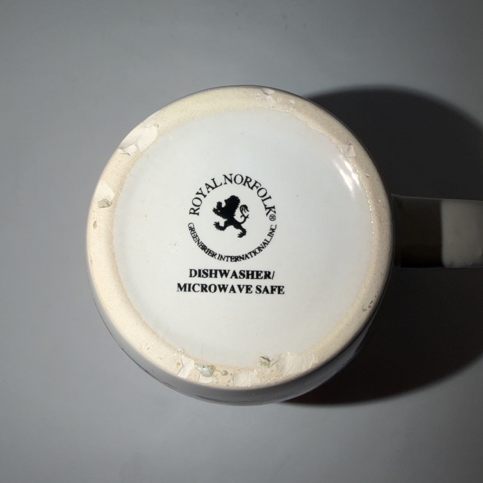 NIB Holiday Mug 14oz Poinsettia Christmas Greenbrier International Royal Norfolk